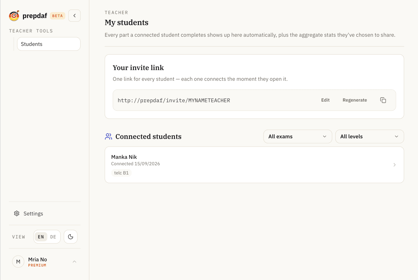 Teacher dashboard: list of connected students with exam target and status